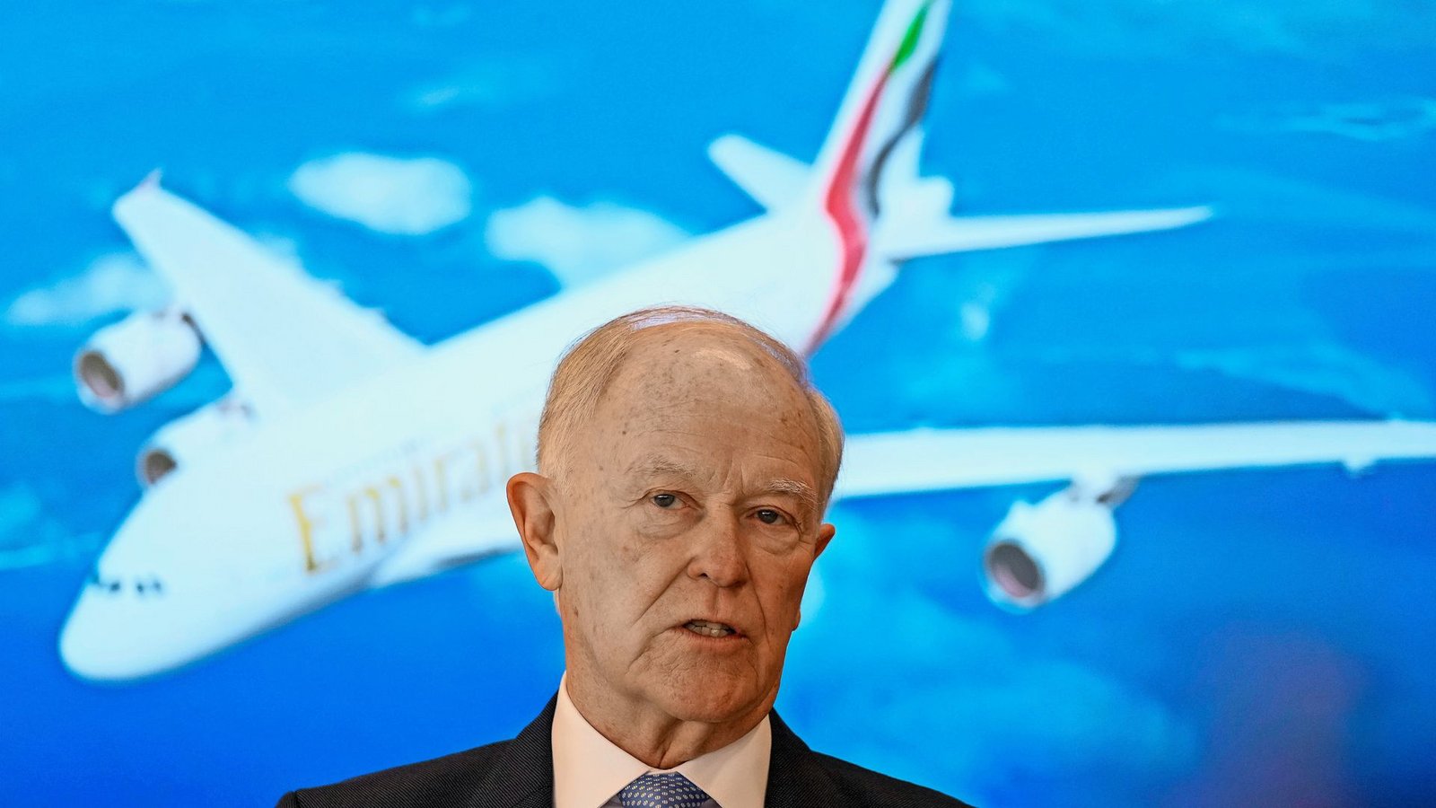 Emirates-Chef Tim Clark bei einer Pressekonferenz im November.Foto: Altaf Qadri/AP/dpa Emirates-Chef Tim Clark bei einer Pressekonferenz im November.Foto: Altaf Qadri/AP/dpa