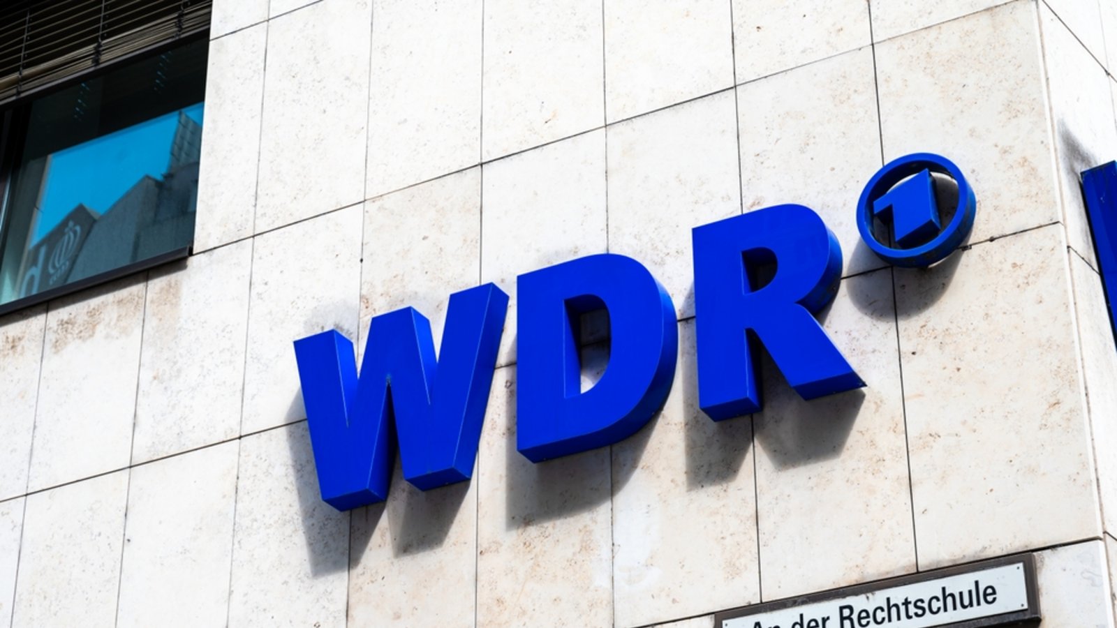 Beim Empfang von WDR HD kommt es oft zu Problemen.Foto: Werner Lerooy / shutterstock.com