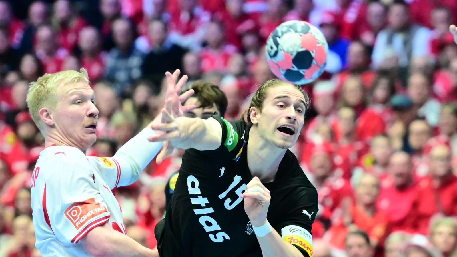 Tag der Entscheidung bei der Handball-Europameisterschaft der Männer 2026. Wo werden die EM-Spiele im TV und Livestream übertragen?Foto: picture alliance/dpa | Sina Schuldt Tag der Entscheidung bei der Handball-Europameisterschaft der Männer 2026. Wo werden die EM-Spiele im TV und Livestream übertragen?Foto: picture alliance/dpa | Sina Schuldt