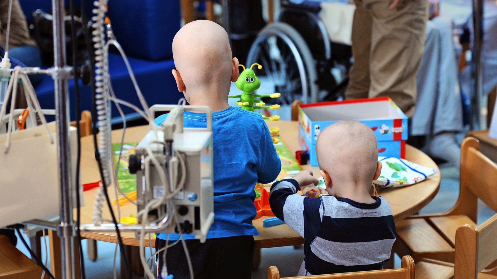 Derzeit erkranken in Deutschland jedes Jahr rund 2000 Kinder neu an Krebs. Die Heilungsrate liegt etwa bei 80 Prozent.Foto: picture alliance/dpa/Tobias Hase Derzeit erkranken in Deutschland jedes Jahr rund 2000 Kinder neu an Krebs. Die Heilungsrate liegt etwa bei 80 Prozent.Foto: picture alliance/dpa/Tobias Hase
