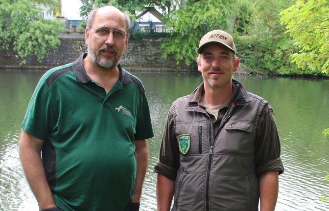 Zwei der drei Stadtjäger: Frank Beutelspacher und Benedict Stirblies (von links). <span class='image-autor'>Foto: Mross</span>