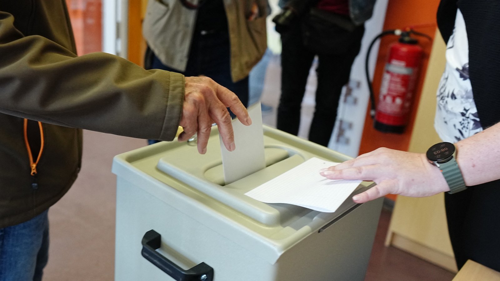 Das Ergebnis der Landtagswahl in Sachsen-Anhalt am Wochenende löst unterschiedliche Reaktionen aus – auch in Vaihingen. Symbolfoto: dpa Das Ergebnis der Landtagswahl in Sachsen-Anhalt am Wochenende löst unterschiedliche Reaktionen aus – auch in Vaihingen. Symbolfoto: dpa