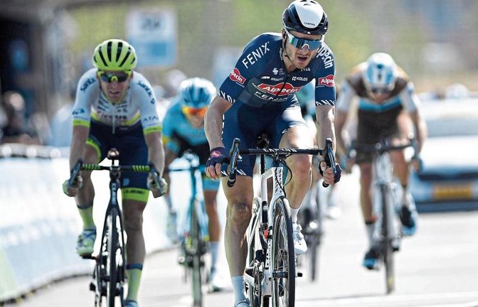 Bei der Tour de Luxembourg fuhr Alexander Krieger (Mitte) auf jeder Etappe in die Top ten und wurde am Ende Siebter des Gesamtklassements. Foto: Roth