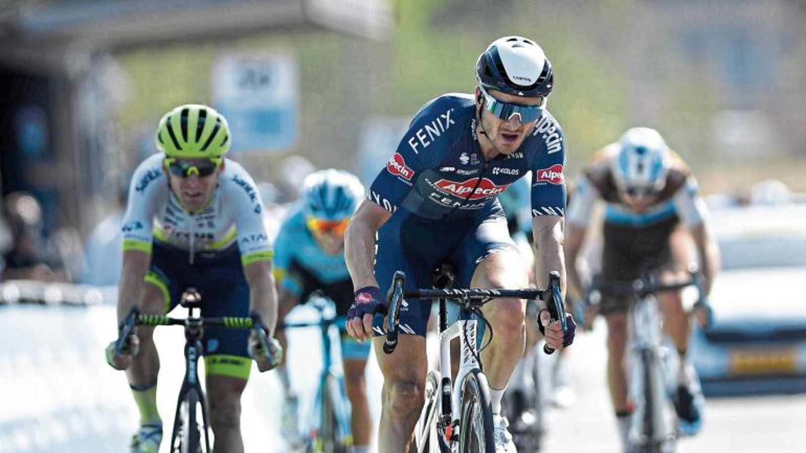 Bei der Tour de Luxembourg fuhr Alexander Krieger (Mitte) auf jeder Etappe in die Top ten und wurde am Ende Siebter des Gesamtklassements. Foto: Roth Bei der Tour de Luxembourg fuhr Alexander Krieger (Mitte) auf jeder Etappe in die Top ten und wurde am Ende Siebter des Gesamtklassements. Foto: Roth