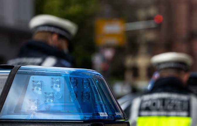 Beamte des Staatsschutzes ermitteln in alle Richtungen. (Symbolbild)<span class='image-autor'>Foto: dpa/Philipp von Ditfurth</span>