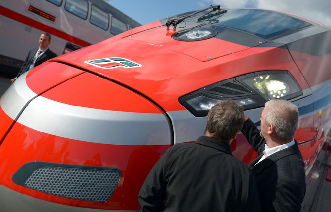 Mit dem „Frecciarossa“  (Roter Pfeil) will Trenitalia der Deutschen Bahn im Fernverkehr Paroli bieten.<span class='image-autor'>Foto: Rainer Jensen/dpa</span>