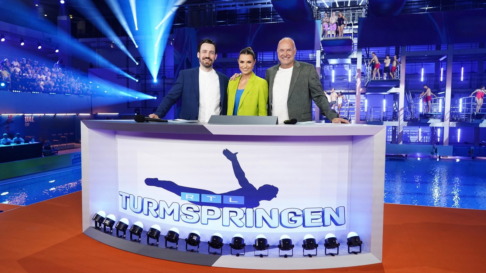(v.l.) Jan Köppen, Laura Wontorra und Frank BuschmannFoto: RTL / Willi Weber