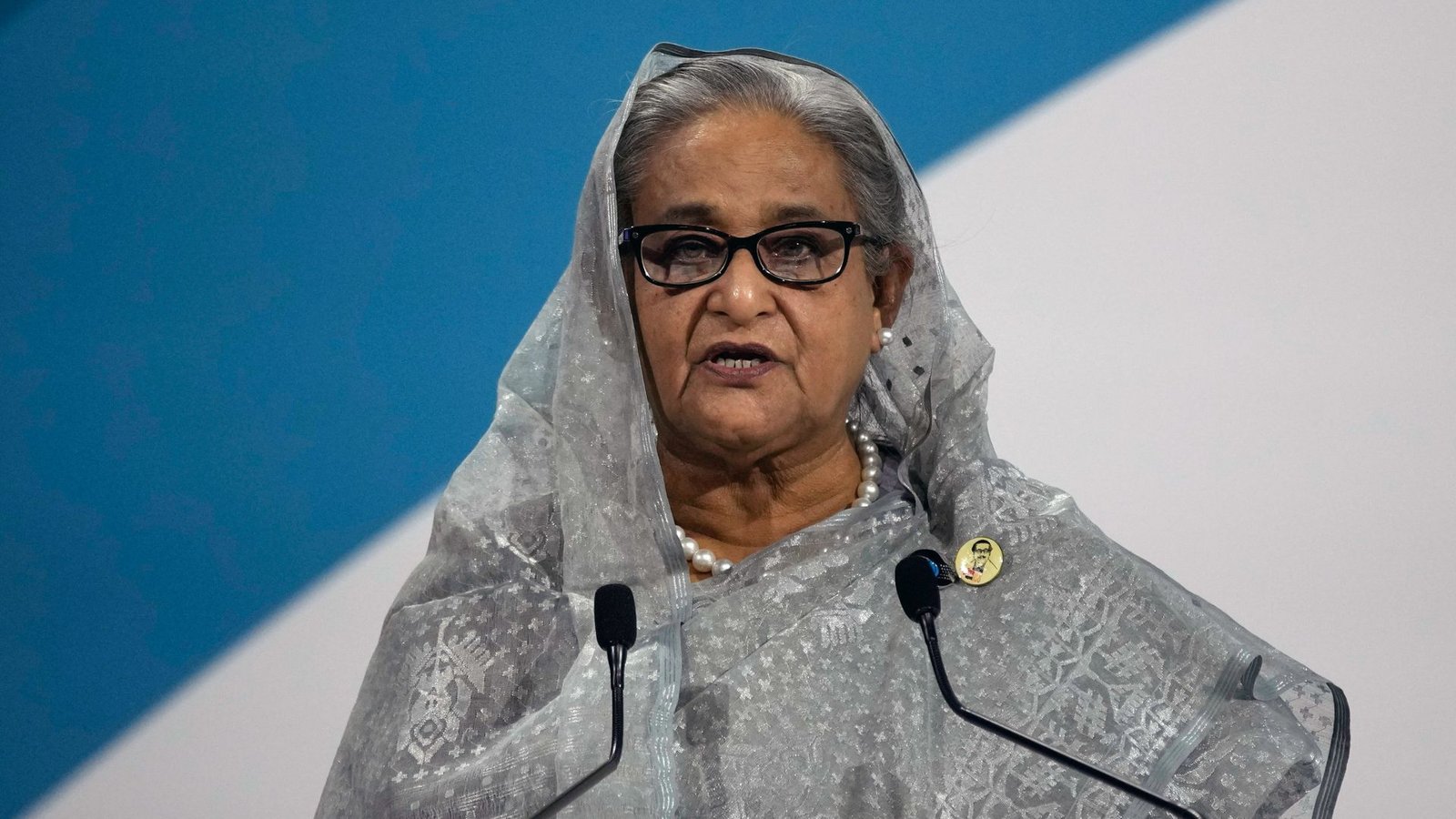 Die Premierministerin von Bangladesch, Scheich Hasina, soll das Land bereits verlassen haben. (Archivbild)Foto: dpa/Christophe Ena Die Premierministerin von Bangladesch, Scheich Hasina, soll das Land bereits verlassen haben. (Archivbild)Foto: dpa/Christophe Ena