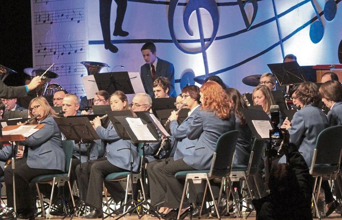 Das Große Orchester des Musikvereins Illingen unternahm mit seinem Publikum eine Reise in die Vereinigten Staaten.  Fotos: Friedrich