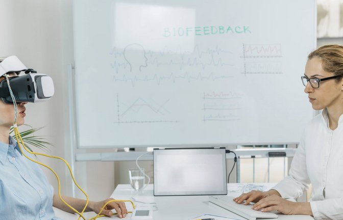 Vor allem bei ADHS und Ängsten versuchen viele Betroffene mittels Neurofeedback ihre Symptome zu verbessern.<span class='image-autor'>Foto: imago/Science Photo Library</span>