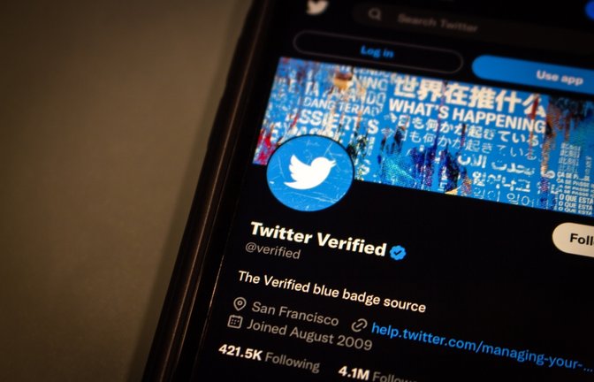 Die verschiedenen Haken stehen für unterschiedliche Profiltypen.<span class='image-autor'>Foto: Koshiro K / shutterstock.com</span>