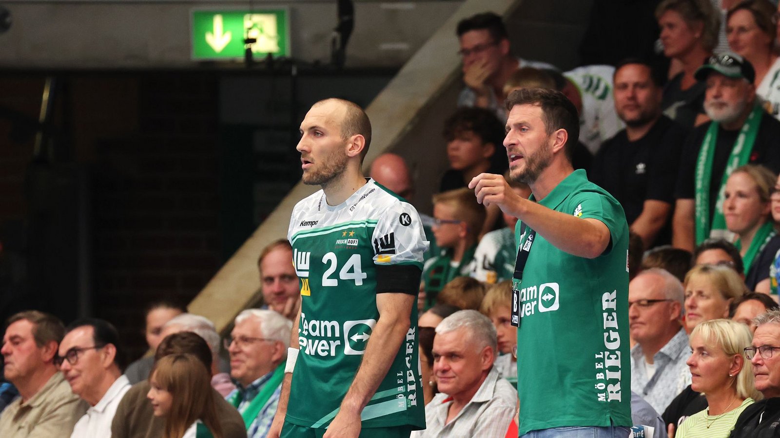 Torjäger Marcel Schiller, Trainer Ben Matschke.Foto: Pressefoto Baumann