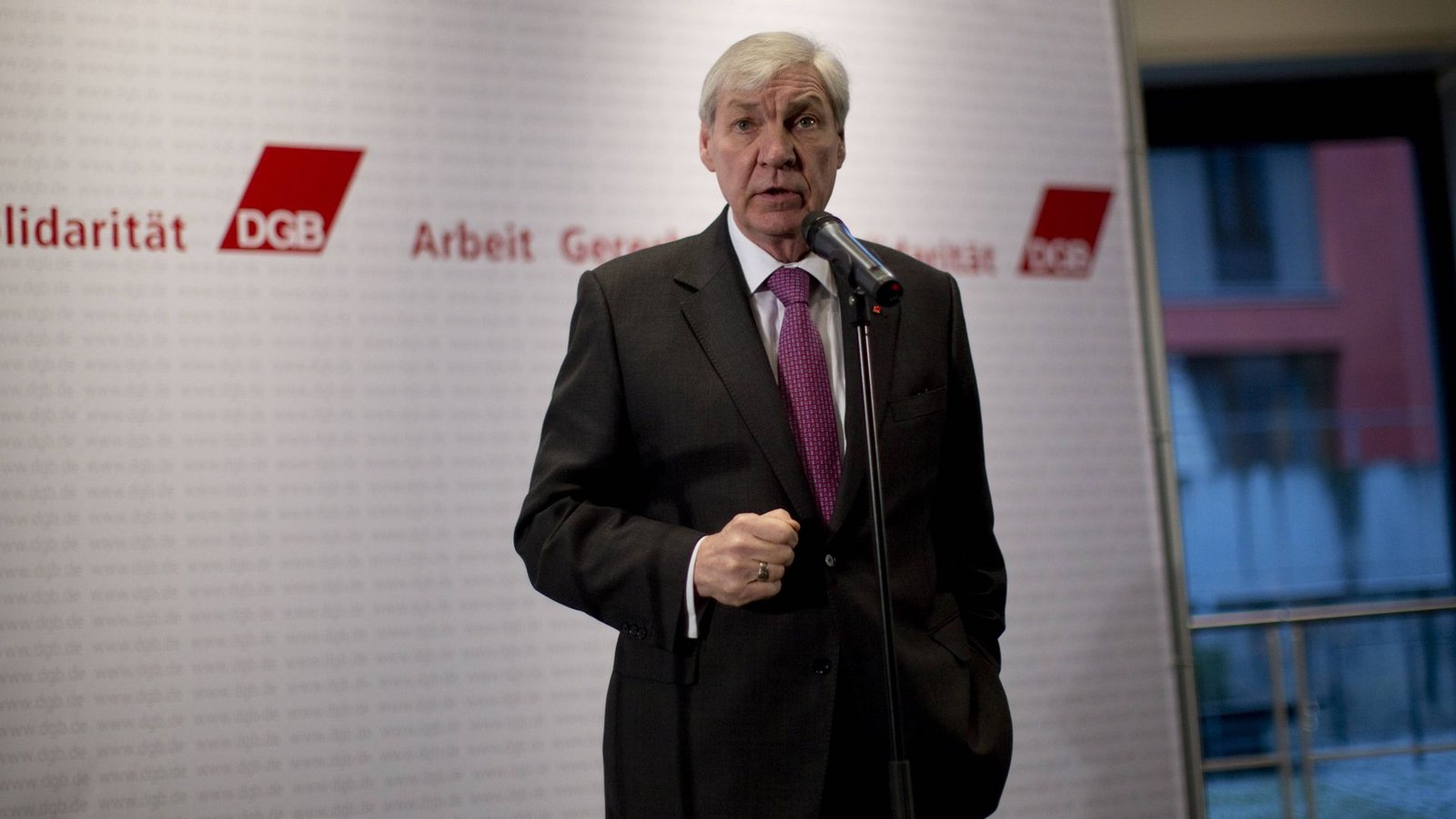 Der Gerwerkschafter Michael Sommer ist verstorben.Foto: imago/Christian Thiel