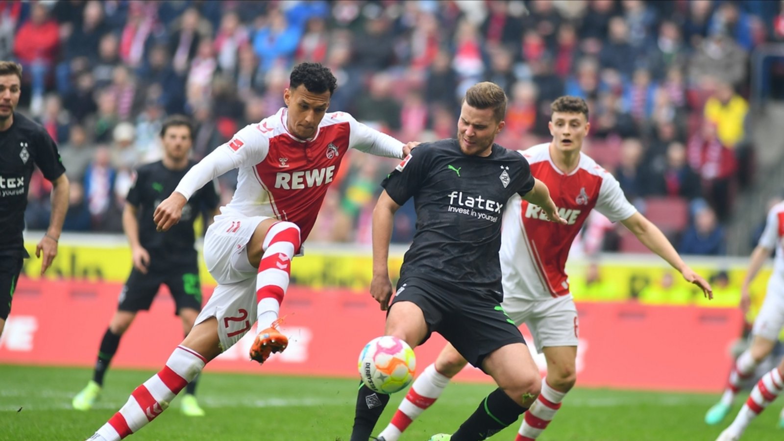 Ein Spiel zwischen Borussia Mönchengladbach und dem 1. FC Köln wird beispielswiese als Rheinisches Derby bezeichnet.Foto: Vitalii Vitleo / shutterstock.com Ein Spiel zwischen Borussia Mönchengladbach und dem 1. FC Köln wird beispielswiese als Rheinisches Derby bezeichnet.Foto: Vitalii Vitleo / shutterstock.com
