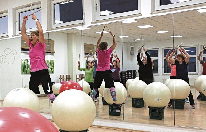 Noch sind die Fitnessstudios geschlossen. Aber wenn sie nach Pfingsten wieder öffnen dürfen, soll auch die Frühjahrsaktion Aktiv & Fit nachgeholt werden – vielleicht als Sommeraktion.  Foto: Küppers