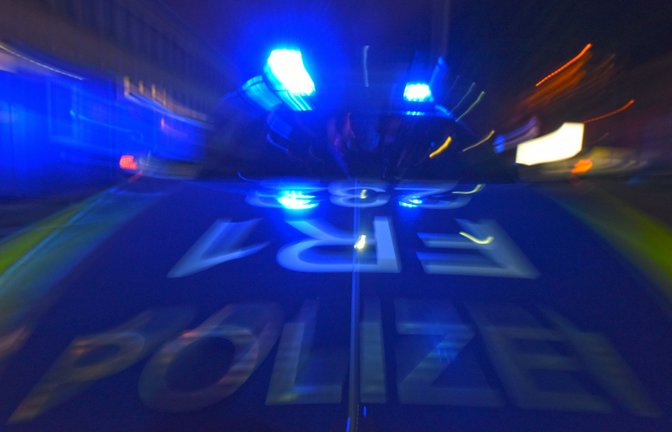 Die Polizei sucht Zeugen eines Rasers auf einem Golfplatz. (Symbolbild)<span class='image-autor'>Foto: dpa/Patrick Seeger</span>