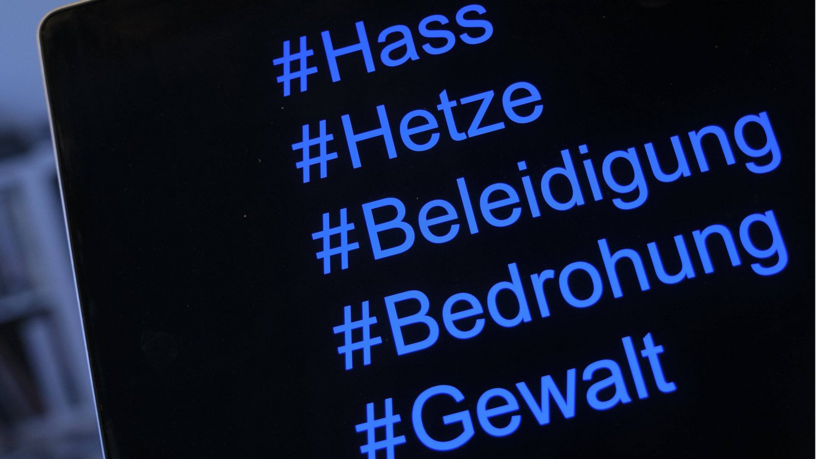 Hass im Netz ist weit verbreitet (Symbolbild).Foto: IMAGO/Guido Schiefer Hass im Netz ist weit verbreitet (Symbolbild).Foto: IMAGO/Guido Schiefer