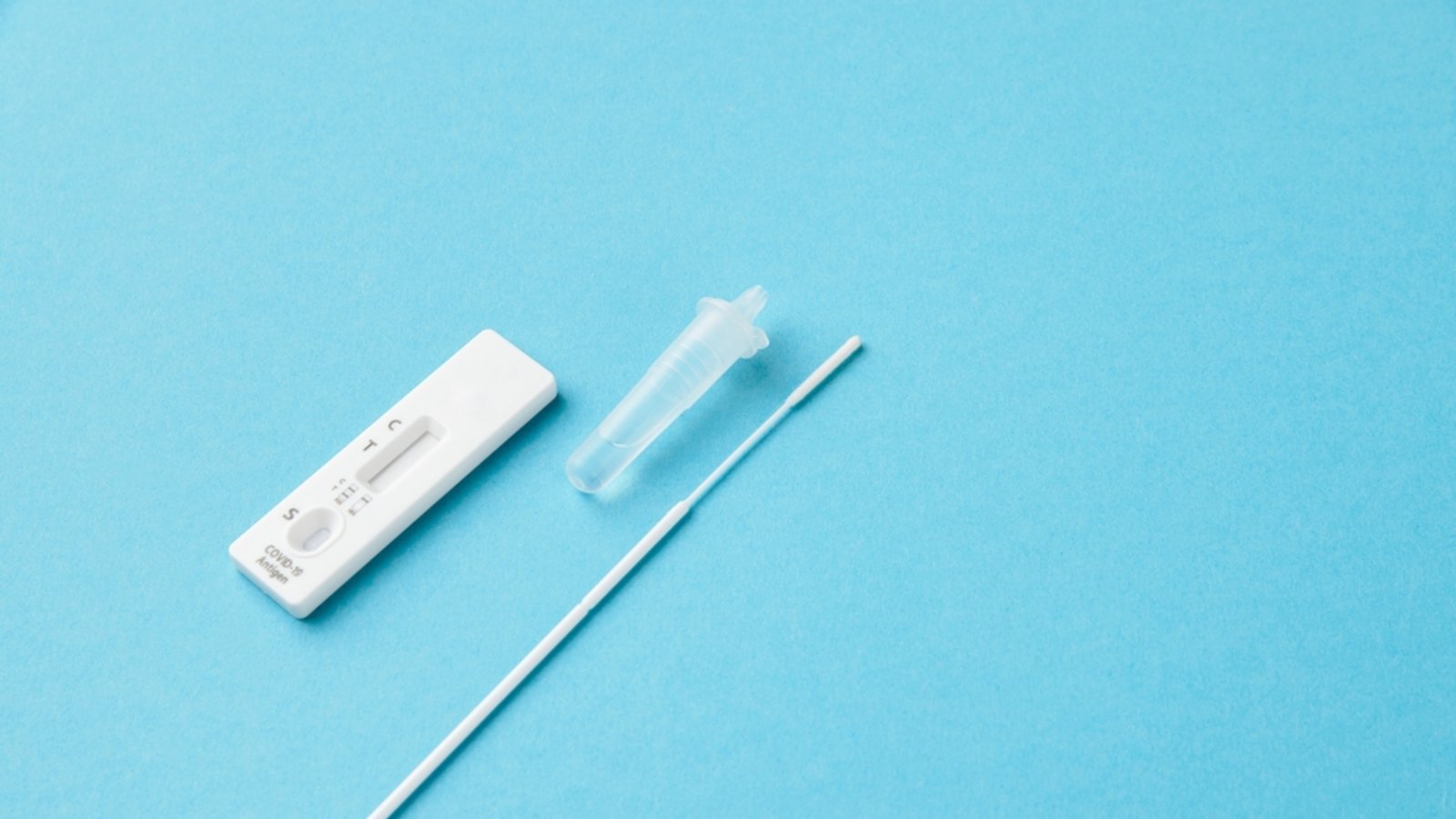 Die einzelnen Komponenten der Testkits können unterschiedliche Ablaufdaten haben.Foto: Alexandre.ekb / shutterstock.com Die einzelnen Komponenten der Testkits können unterschiedliche Ablaufdaten haben.Foto: Alexandre.ekb / shutterstock.com