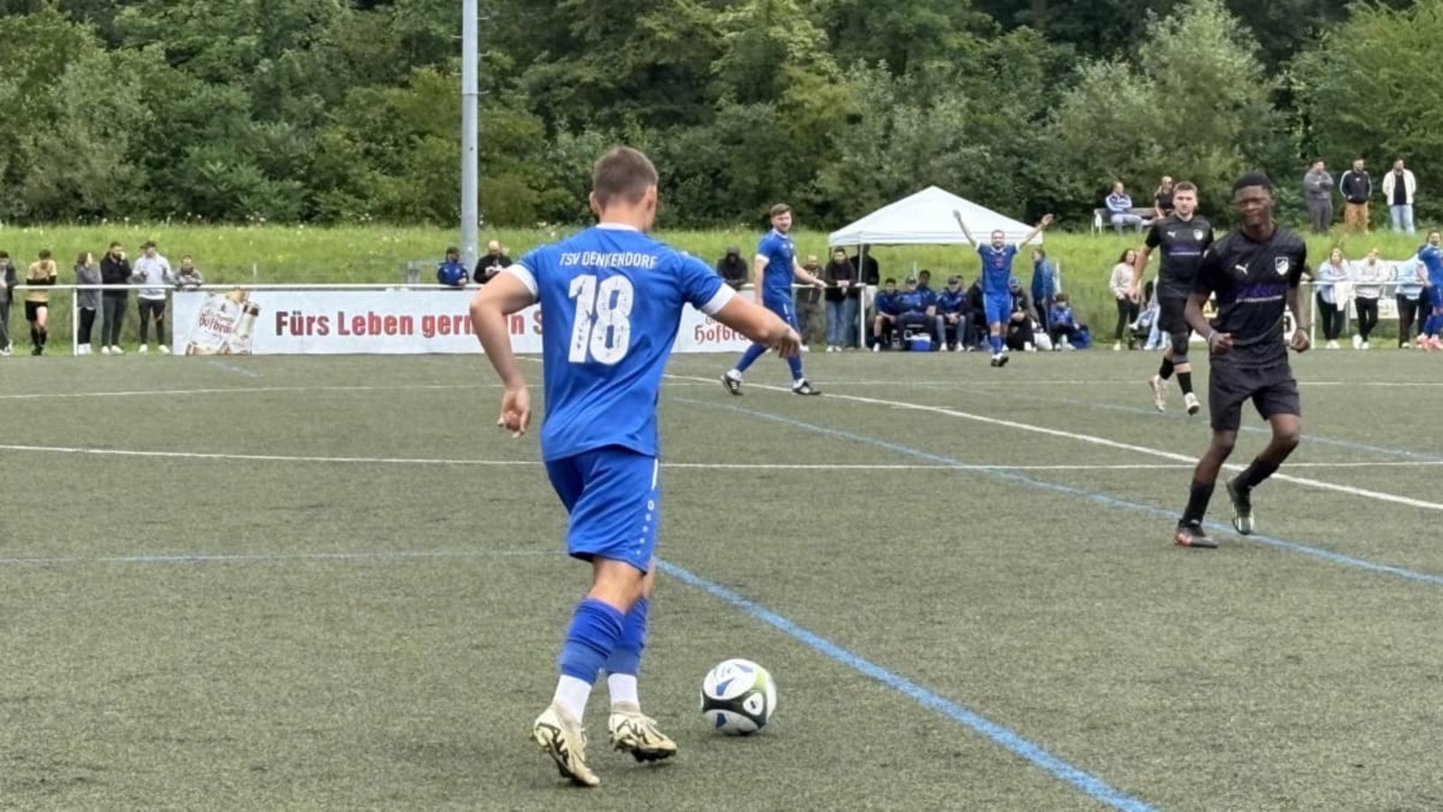 Für den Landesligisten FV Neuhausen war beim EZ-Pokal im vergangenen Jahr in Reichenbach im Viertelfinale gegen den TSV Denkendorf Schluss. In Ruit haben sich die FVN-Kicker mehr vorgenommen.Robin Kern Für den Landesligisten FV Neuhausen war beim EZ-Pokal im vergangenen Jahr in Reichenbach im Viertelfinale gegen den TSV Denkendorf Schluss. In Ruit haben sich die FVN-Kicker mehr vorgenommen.Robin Kern