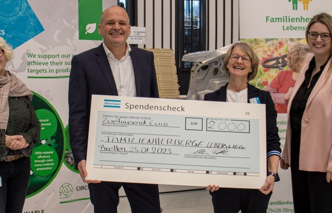 Spendenübergabe an Karin Eckstein (Zweite von rechts). <span class='image-autor'>Foto: p</span>