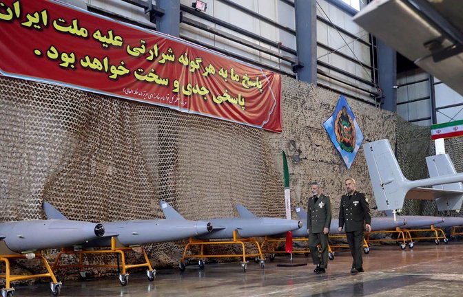 Der Iran präsentiert seine Drohnenflotte.<span class='image-autor'>Foto: dpa</span>