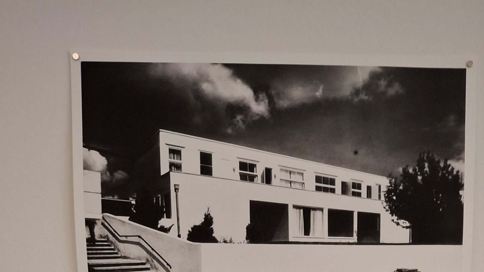 Die Ausstellung in der Weissenhof-Werkstatt zeigt auch, wie Otto Lossen die Aufnahmen bearbeitet hat.Foto: STZN