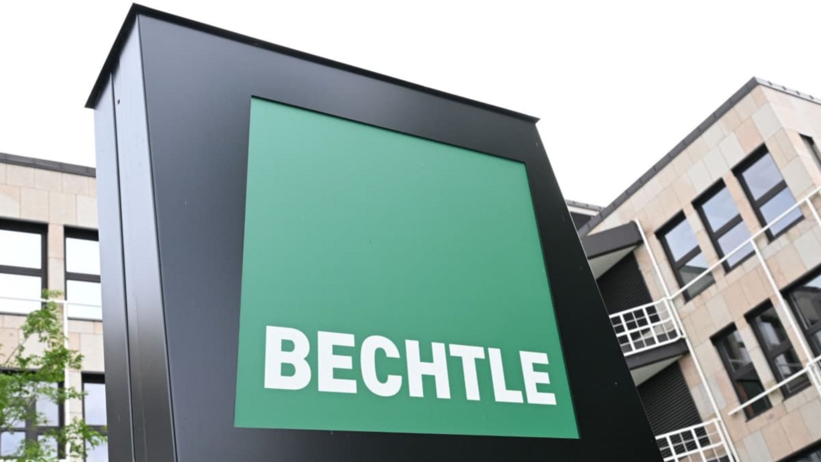 Bechtle rüstet Behörden und gewerbliche Kunden vor allem aus dem Mittelstand mit PCs und Netzwerkgeräten aus.Bernd Weißbrod/dpa Bechtle rüstet Behörden und gewerbliche Kunden vor allem aus dem Mittelstand mit PCs und Netzwerkgeräten aus.Bernd Weißbrod/dpa