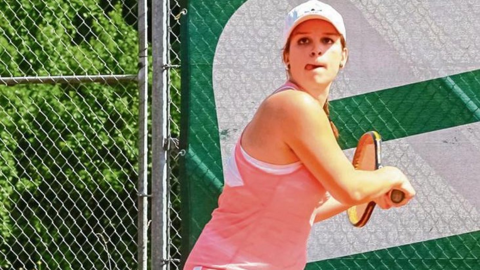 Gespannt, was die neue Tennissaison wohl bringen wird: Theresa Heuberger, Mannschaftsführerin der Oberriexinger Frauen in der Kreisklasse 1 Foto: Simecek Gespannt, was die neue Tennissaison wohl bringen wird: Theresa Heuberger, Mannschaftsführerin der Oberriexinger Frauen in der Kreisklasse 1 Foto: Simecek