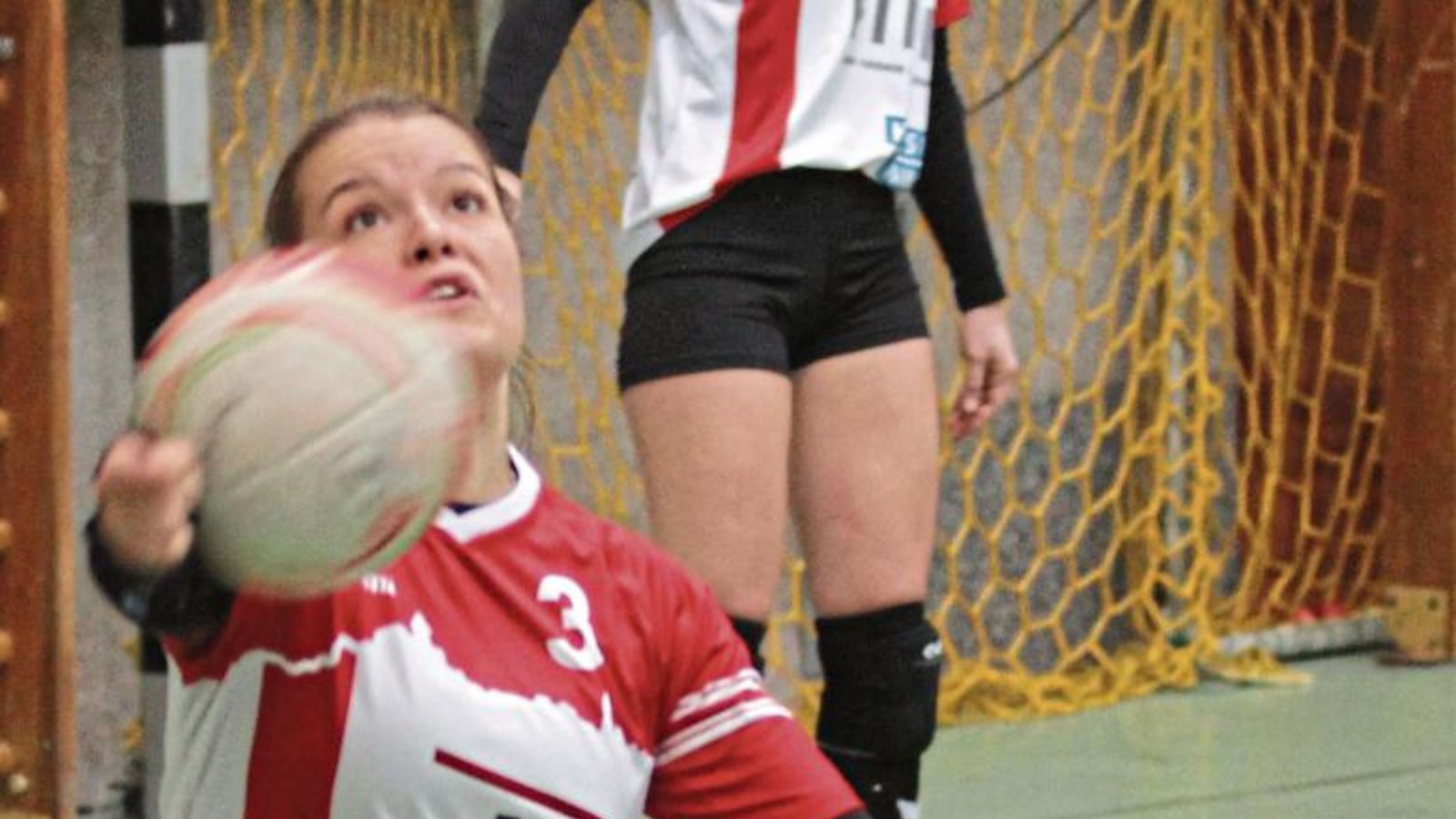 Nienke Maisch hat ihre OP am Handgelenk gut weggesteckt und ist wieder ein starker Rückhalt des TV Vaihingen in der Abwehr. Foto: Nachreiner Nienke Maisch hat ihre OP am Handgelenk gut weggesteckt und ist wieder ein starker Rückhalt des TV Vaihingen in der Abwehr. Foto: Nachreiner