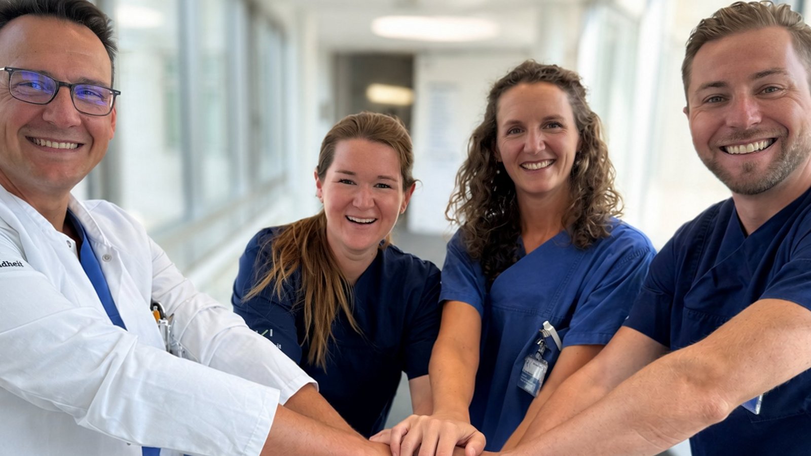 Das Expertenteam des Kontinenz- und Beckenbodenzentrums im RKH-Klinikum Ludwigsburg (von links): Doctor-Medic Luai Hajouan, Dr. Marilena Patalong-Dahm, Dr. Anna Merscher und Dr. Theodor Jovchevski, Oberarzt in der Klinik für Frauenheilkunde und Geburtshilfe.  Foto: RKH Gesundheit