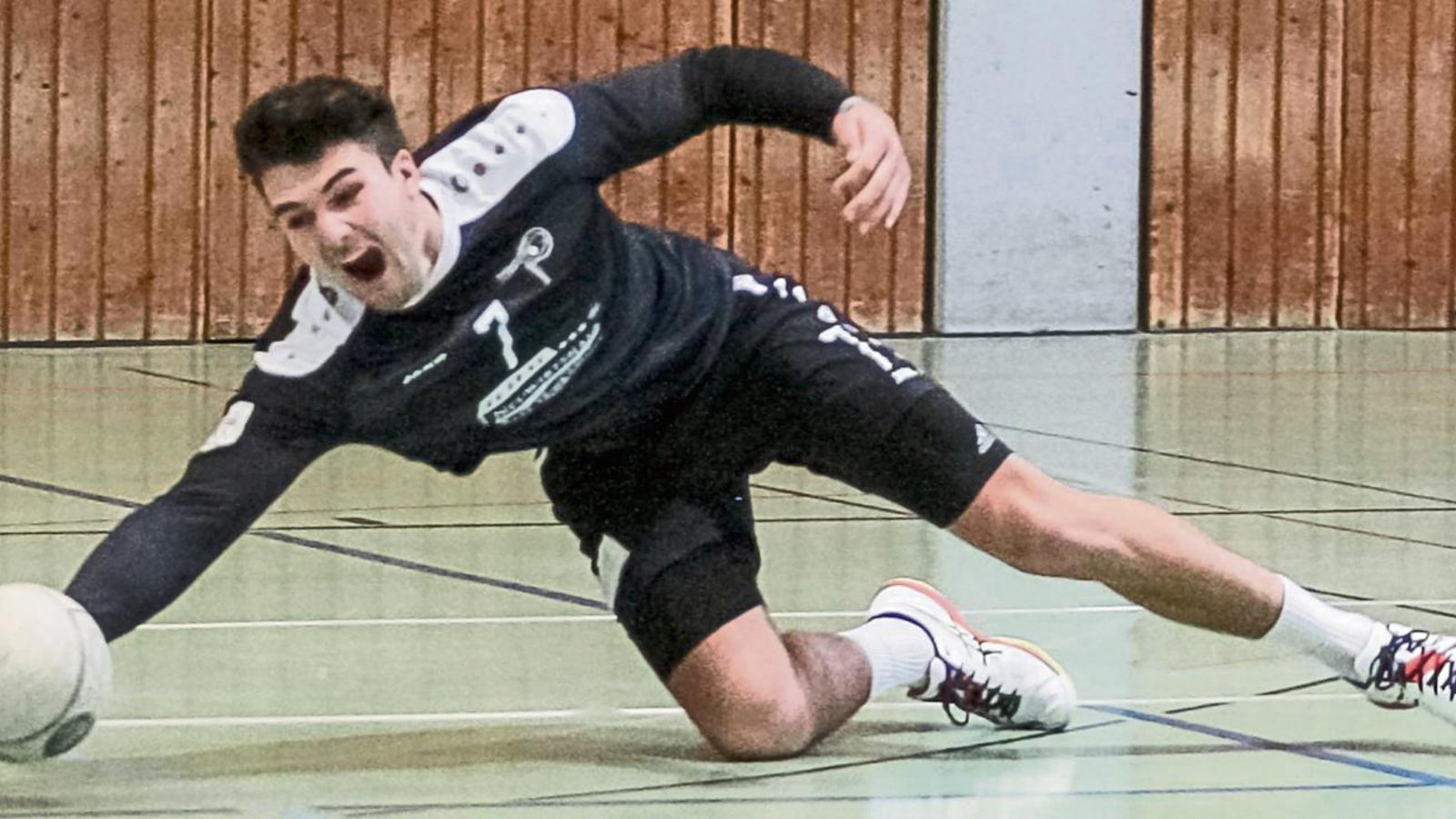 Gegen den TV Waibstadt lassen Maximilian Gayer und seine Stammheimer Mannschaftskameraden kaum einen Ball durch. Foto: Archiv/Simecek Gegen den TV Waibstadt lassen Maximilian Gayer und seine Stammheimer Mannschaftskameraden kaum einen Ball durch. Foto: Archiv/Simecek
