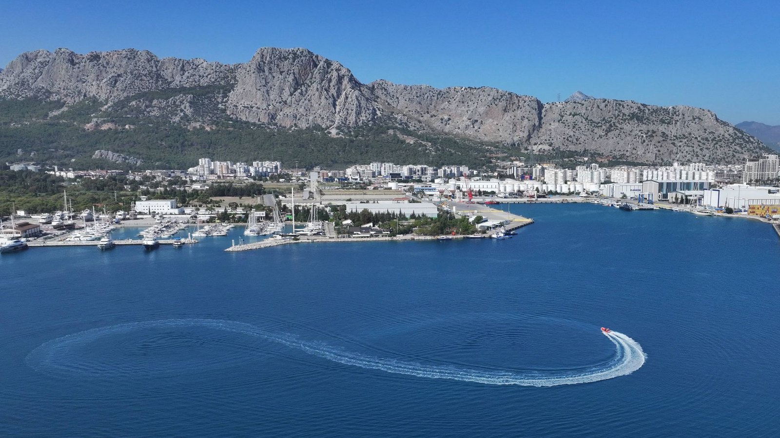 Die Türkische Riviera mit Antalya (Bild) gilt wie die fast alle Urlaubsdestinationen in der Türkei derzeit als sicher, wie das Auswärtige Amt in Berlin mitteilt.Foto: Imago/Anadolu Agency Die Türkische Riviera mit Antalya (Bild) gilt wie die fast alle Urlaubsdestinationen in der Türkei derzeit als sicher, wie das Auswärtige Amt in Berlin mitteilt.Foto: Imago/Anadolu Agency
