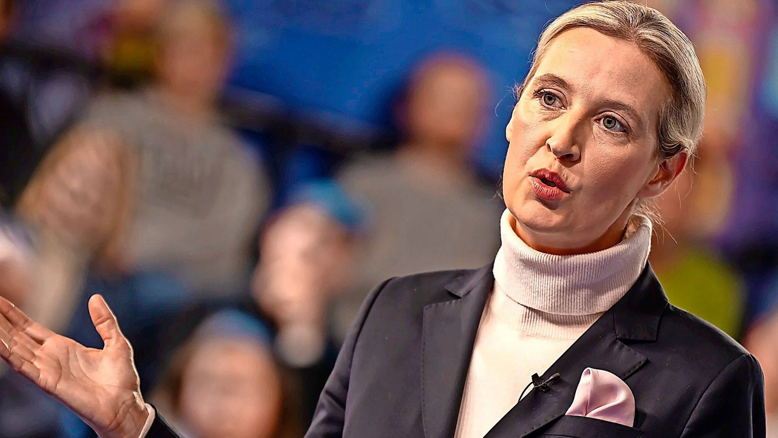 AfD-Chefin Alice Weidel tritt bei der Bundestagswahl 2025   als Direktkandidatin im Wahlkreis Bodensee an.Foto: dpa/Michael Kappeler