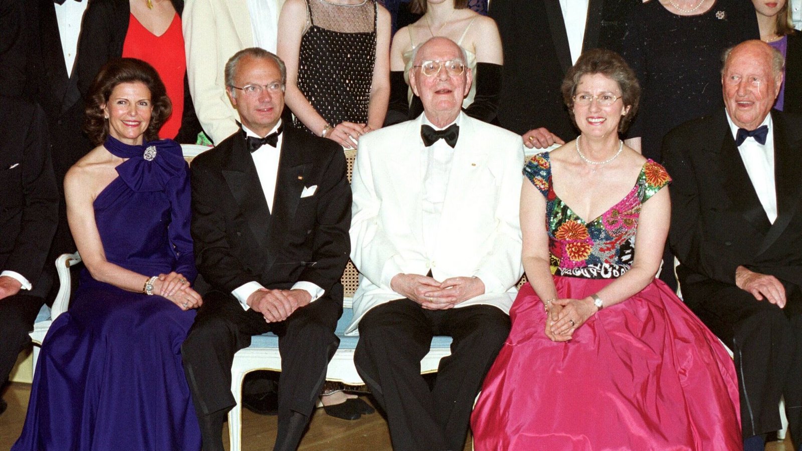 1999: Zum 90. Geburtstag von Graf Lennart reisen König Carl Gustaf und Königin Silvia an den Bodensee.Foto: imago images/TT/Charles Hammarsten/TT 1999: Zum 90. Geburtstag von Graf Lennart reisen König Carl Gustaf und Königin Silvia an den Bodensee.Foto: imago images/TT/Charles Hammarsten/TT