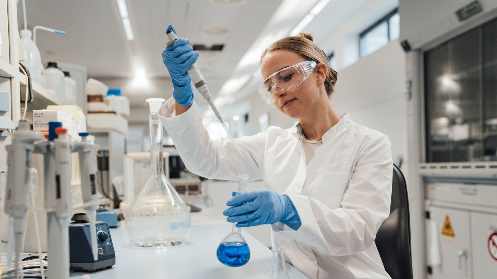Biotechnologie gilt als Schlüssel für den Standort.Foto: imago/Westend61