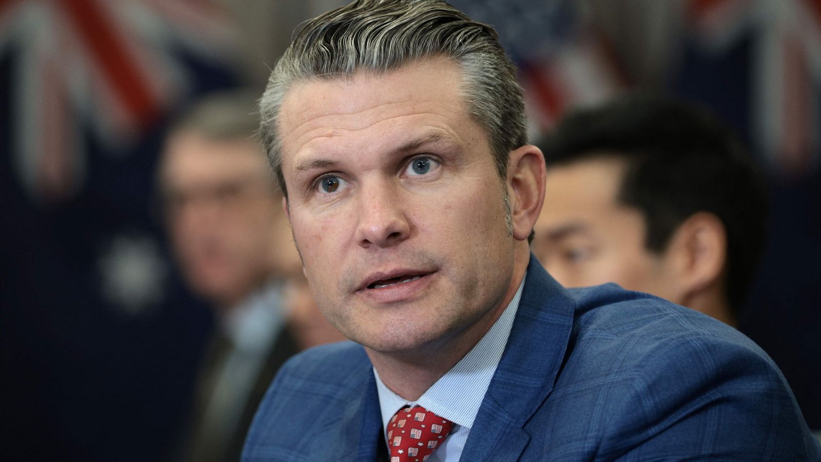 Der neue US-Verteidigungsminister Pete Hegseth: „Der dämlichste Satz in der Militärgeschichte ist: ‚Unsere Vielfalt ist unsere Stärke.‘“Foto: Getty Images via AFP/ALEX WONG Der neue US-Verteidigungsminister Pete Hegseth: „Der dämlichste Satz in der Militärgeschichte ist: ‚Unsere Vielfalt ist unsere Stärke.‘“Foto: Getty Images via AFP/ALEX WONG