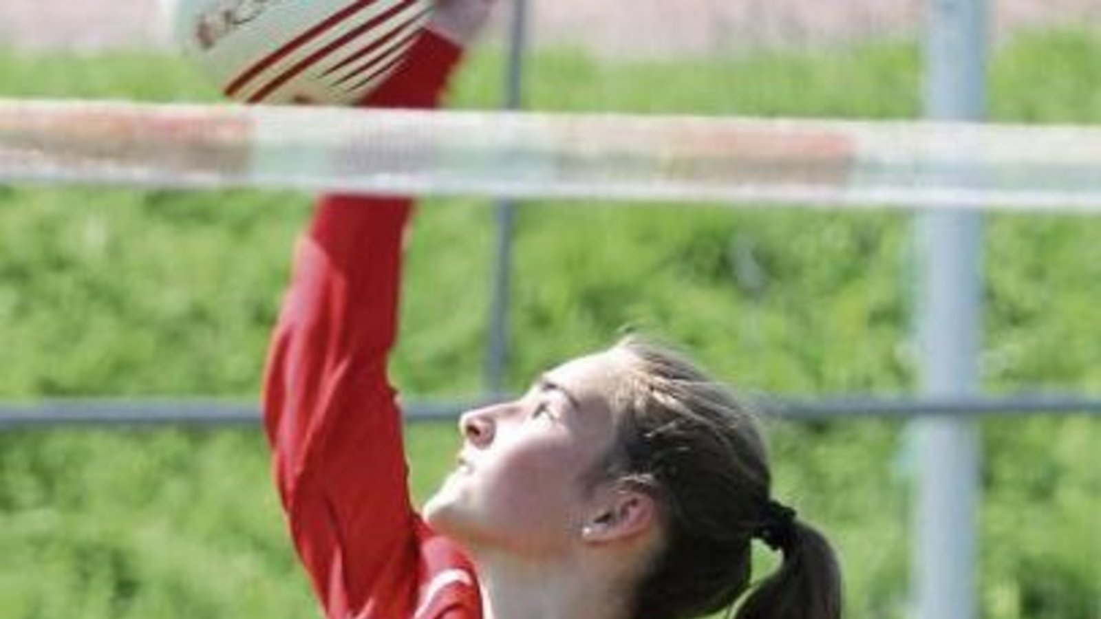 Lea Schmidt und die U-14-Faustballerinnen streben zumindest das Qualifikationsspiel zum Halbfinale bei dieser süddeutschen Meisterschaft an. Foto: Archiv/Nachreiner Lea Schmidt und die U-14-Faustballerinnen streben zumindest das Qualifikationsspiel zum Halbfinale bei dieser süddeutschen Meisterschaft an. Foto: Archiv/Nachreiner