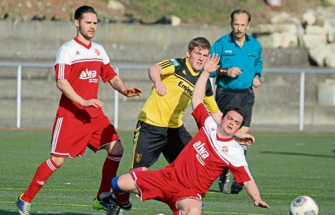 Stefan Hellwig (rechts) kehrt nach seiner Sperre wieder in den Kader des SC Hohenhaslach gegen den TSV Unterriexingen zurück.  Foto: Archiv/Bürkle
