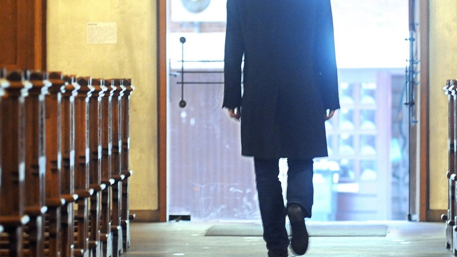 Jedes Jahr verlassen Tausende Menschen die Kirche. Jenseits purer Zahlen stellt sich für die Kirchengemeinden aber die Frage, wer sich vor Ort noch engagiert. Symbolfoto: dpa
