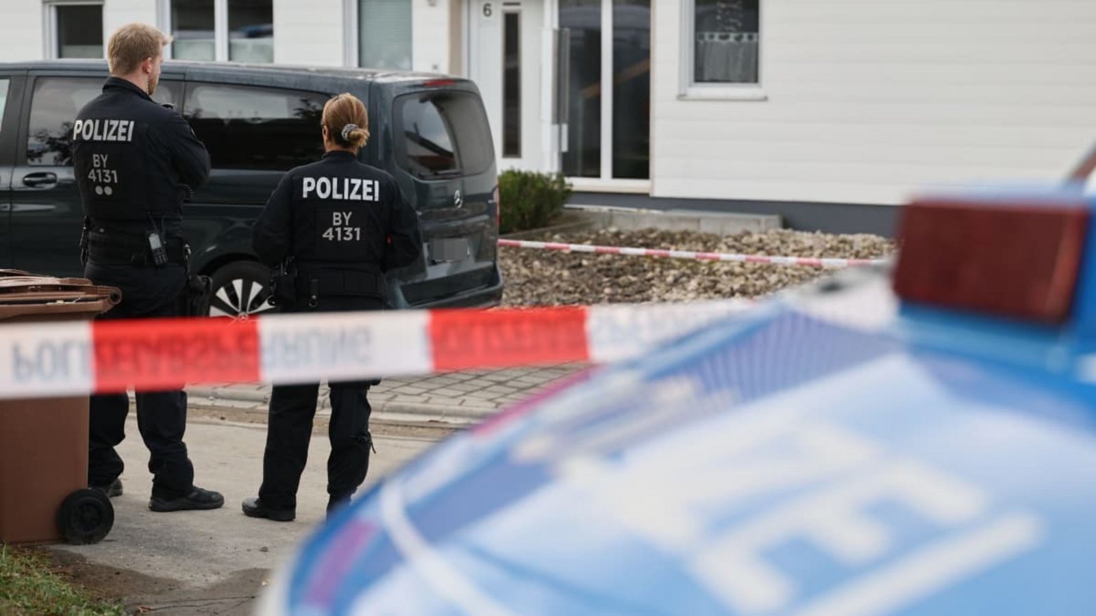 Tatort in Berngau: Der Schütze hatte vor Jahrzehnten eine Ausbildung als Polizist begonnen.Daniel Löb/dpa
