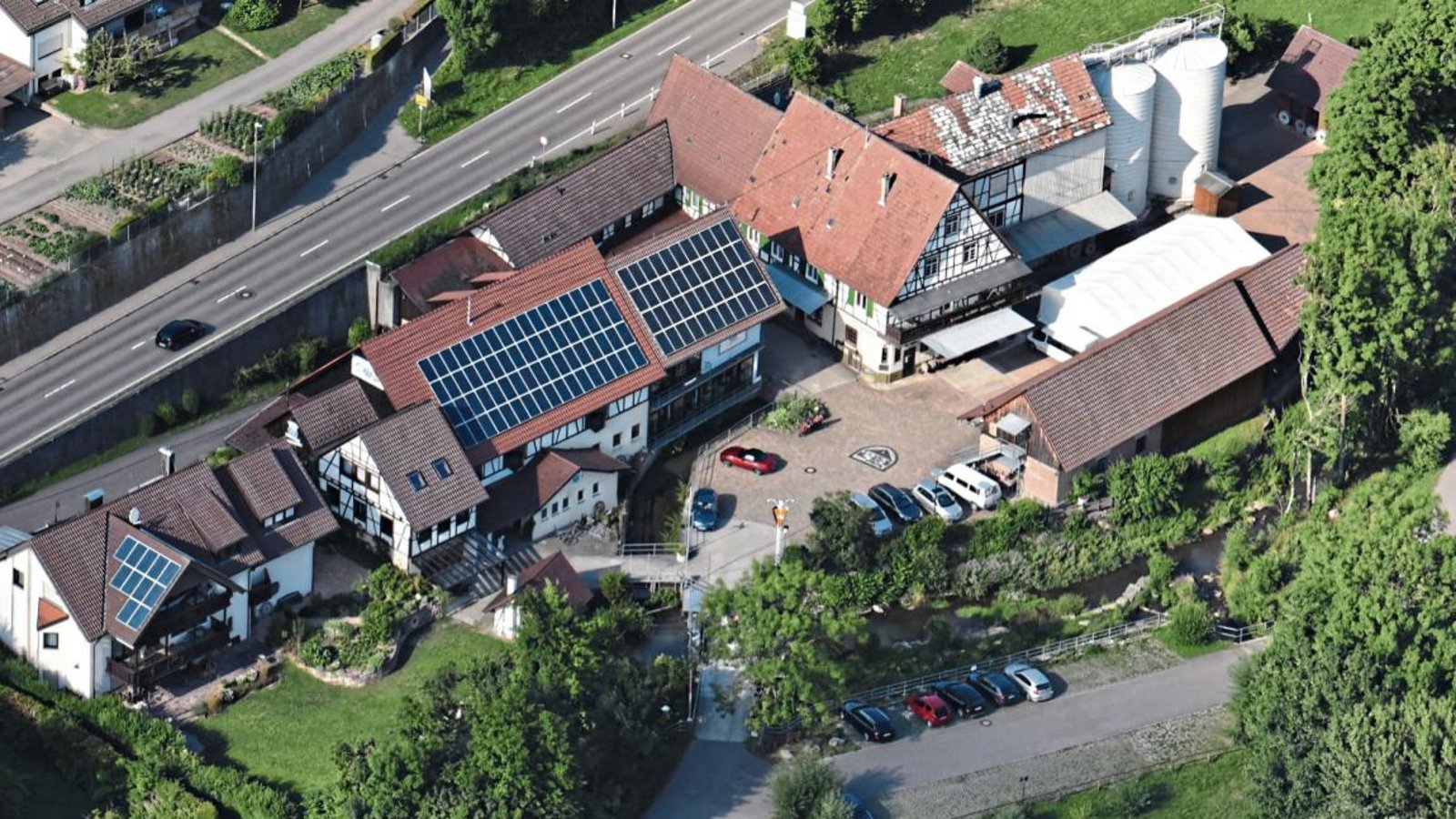 Im Hof der Fessler Mühle in Sersheim findet am Samstag die Tour-Hocketse statt. Foto: p