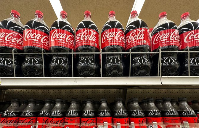 Zuletzt waren zuckerfreie Getränke gefragt - und Verbraucher griffen auch zu kleineren Verpackungen. (Archivbild)<span class='image-autor'>Foto: Nam Y. Huh/AP/dpa</span>