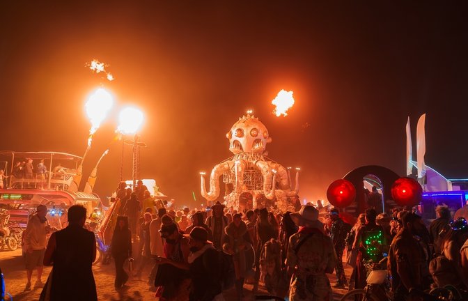 "Burning Man" zieht mittlerweile auch zahlreiche Promis und Superreiche an.<span class='image-autor'>Foto: NorthSky Films/ Shutterstock</span>