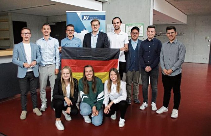 Die Vorstandsriege der Jungen Union im Kreis Ludwigsburg bleibt nach den jüngsten Wahlen weitgehend unverändert.  Foto: p