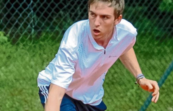 Maximilian Mühlbauer, der nur im Doppel zum Einsatz kam, und der TC Sersheim waren in der Tennis-Bezirksstaffel 2 Gruppe 2 bei den TFR Wiernsheim mit 5:1 erfolgreich. Foto: Simecek
