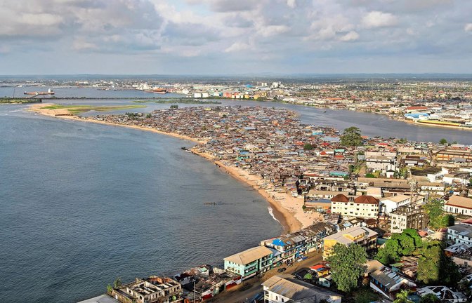 Eine Stadt, in der die Armut das Leben prägt: Monrovia ist die Hauptstadt von Liberia in Westafrika.<span class='image-autor'>Foto: AFP/John Wessels</span>