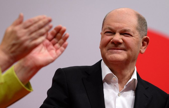 Am Samstag gab es beim SPD-Parteitag Jubel für einen Kanzler in schwierigen Zeiten.<span class='image-autor'>Foto: dpa/Bernd von Jutrczenka</span>