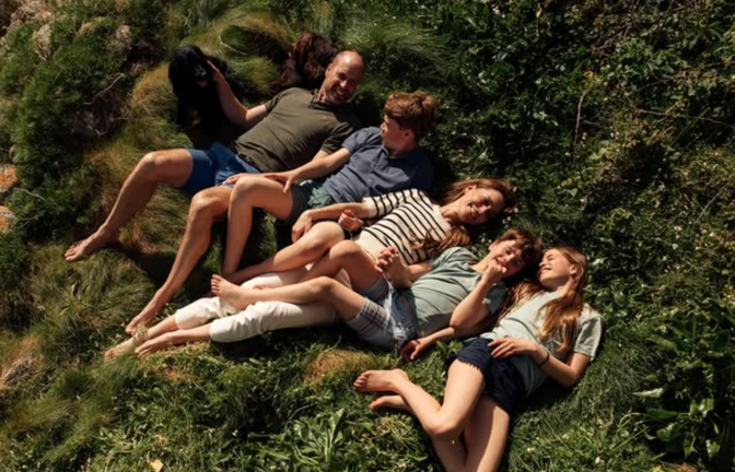 Zum 15. Hochzeitstag veröffentlichen die Royals ein privates Familienbild.<span class='image-autor'>Foto: instagram.com/princeandprincessofwales</span>