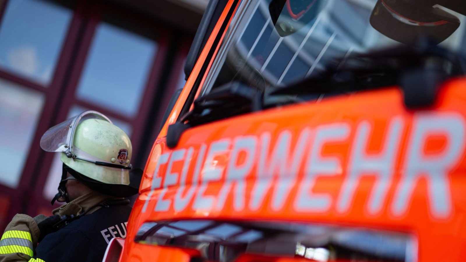 Die Feuerwehr konnte den Brand löschen. (Symbolbild)Foto: dpa/Marijan Murat
