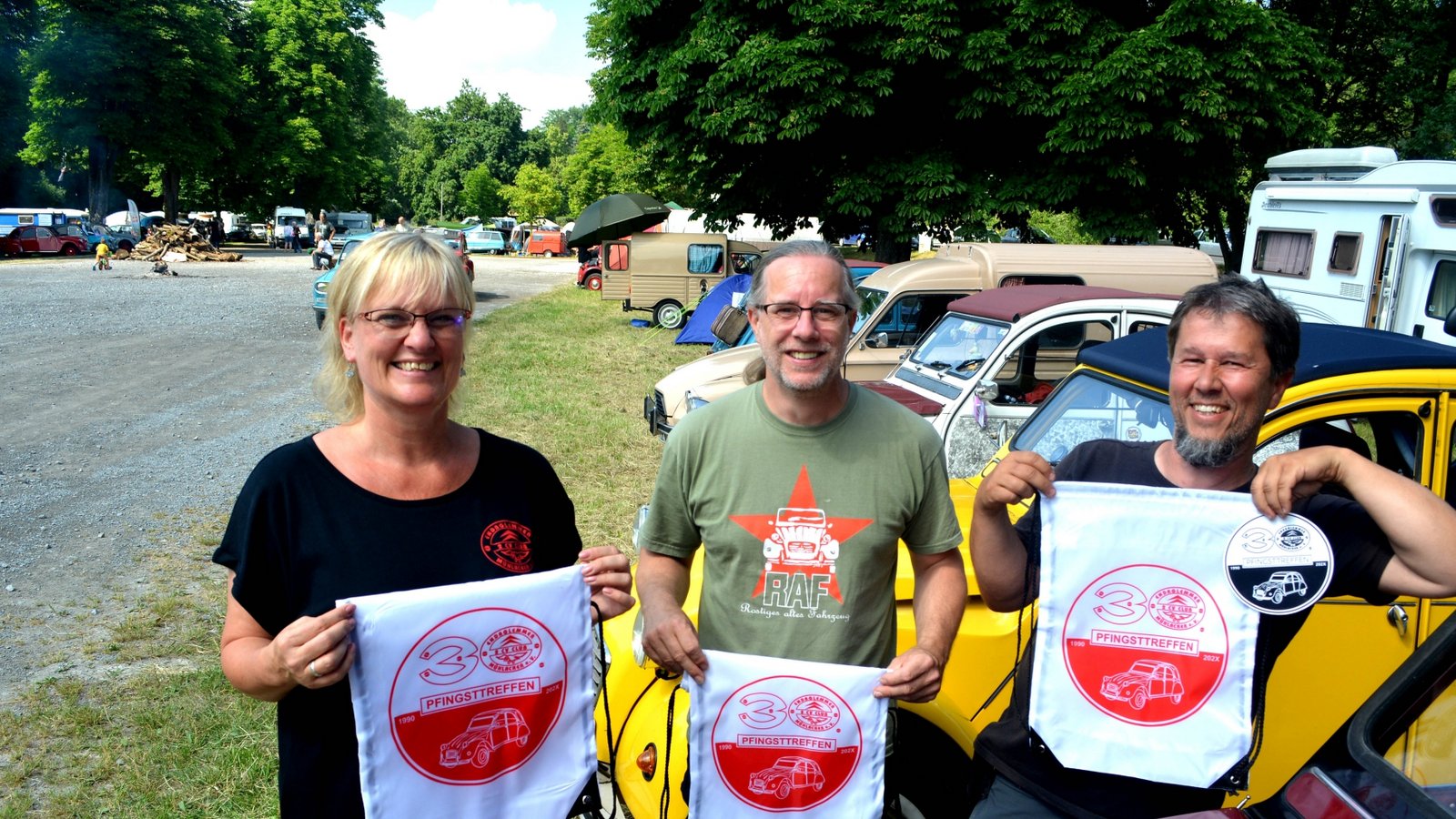 Das 30. Pfingsttreffen der „Endaglemmer“ fand traditionell auf dem Festplatz statt. Fotos: Stahlfeld Das 30. Pfingsttreffen der „Endaglemmer“ fand traditionell auf dem Festplatz statt. Fotos: Stahlfeld